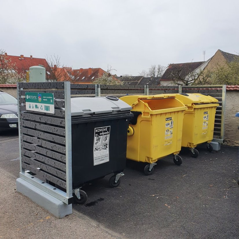Kontejnerové stání na žulových podstavcích - modulární systém